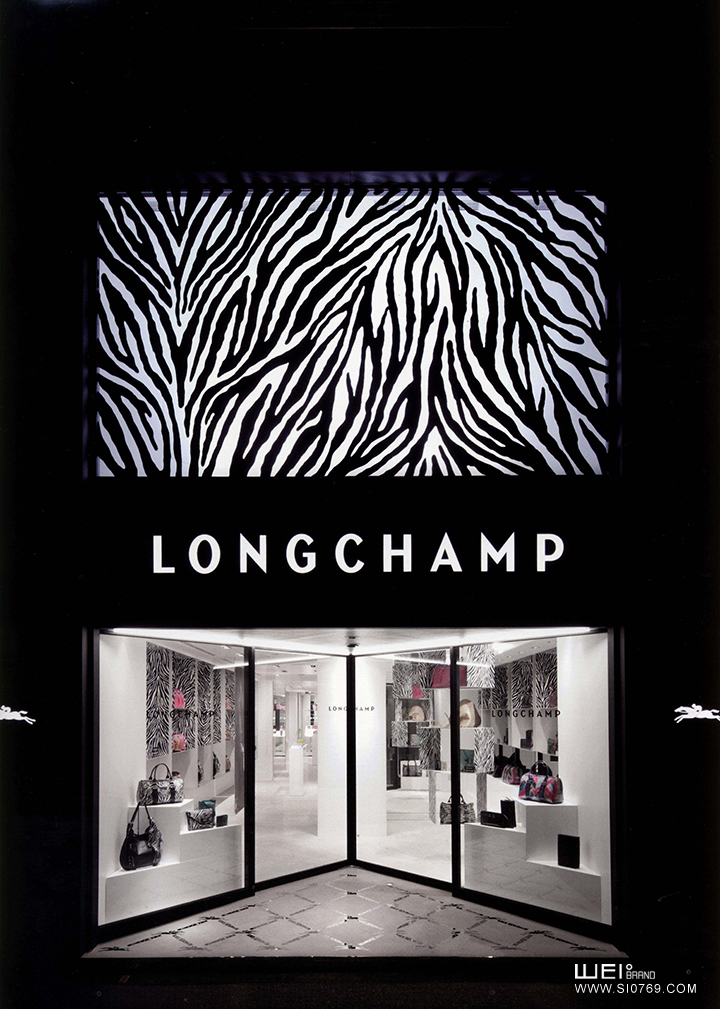 Longchamp閃店