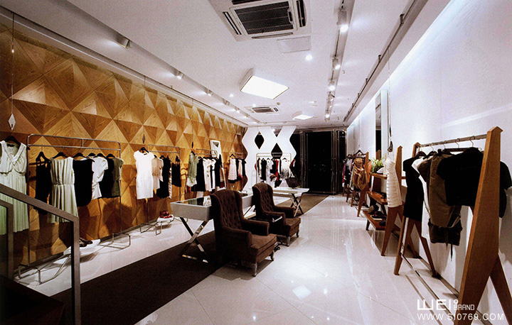 DESIGNICE 迪賽尼斯店面形象設(shè)計