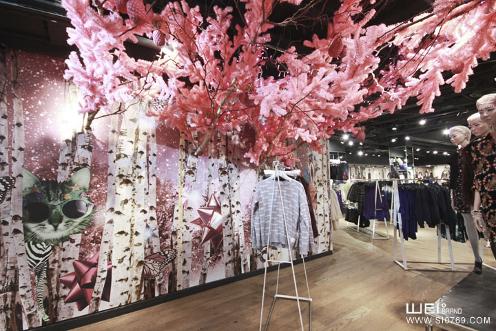Topshop 圣誕櫥窗設(shè)計