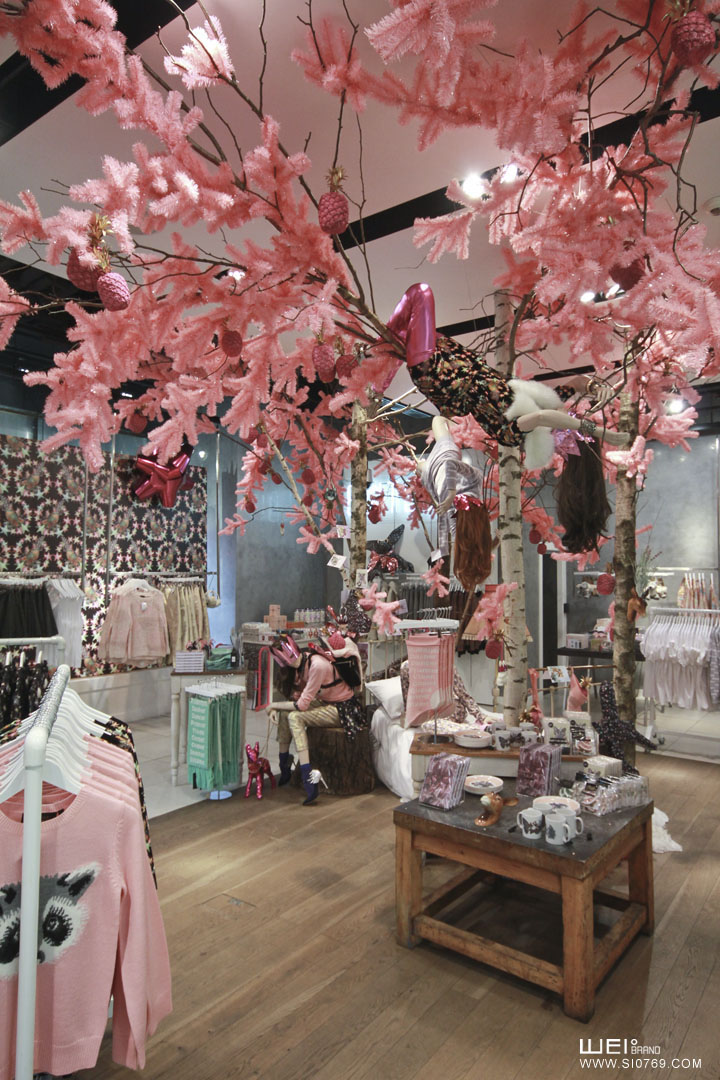 Topshop 圣誕櫥窗設(shè)計