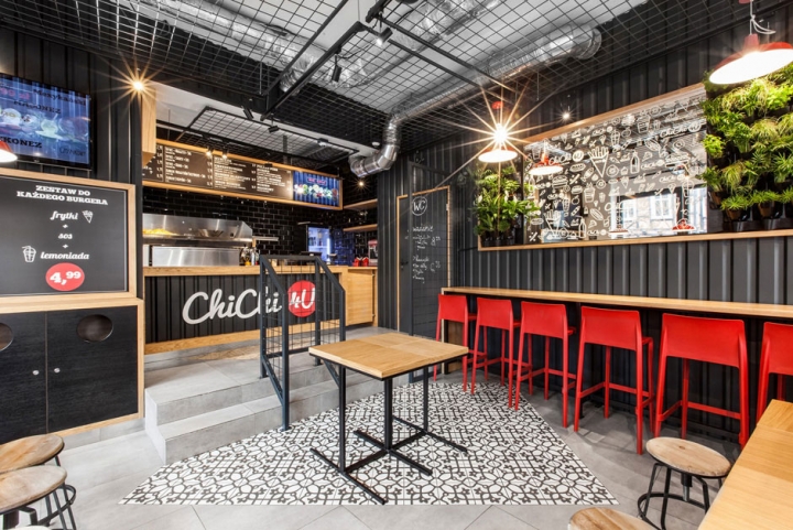波蘭ChiChi 4U Bar餐館空間設(shè)計(jì)