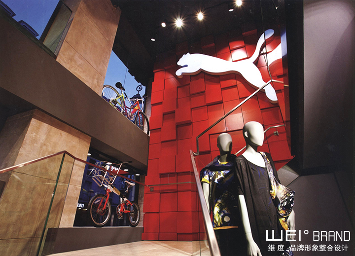 紅色的彪馬新概念店，無限歡樂元素，維度與你一起深度體驗(yàn)